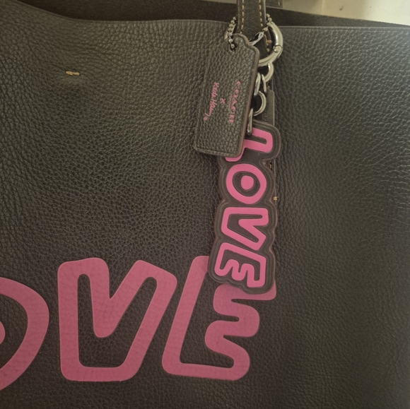 Coach X Keith Haring Love Tote - Picture 2 of 10
